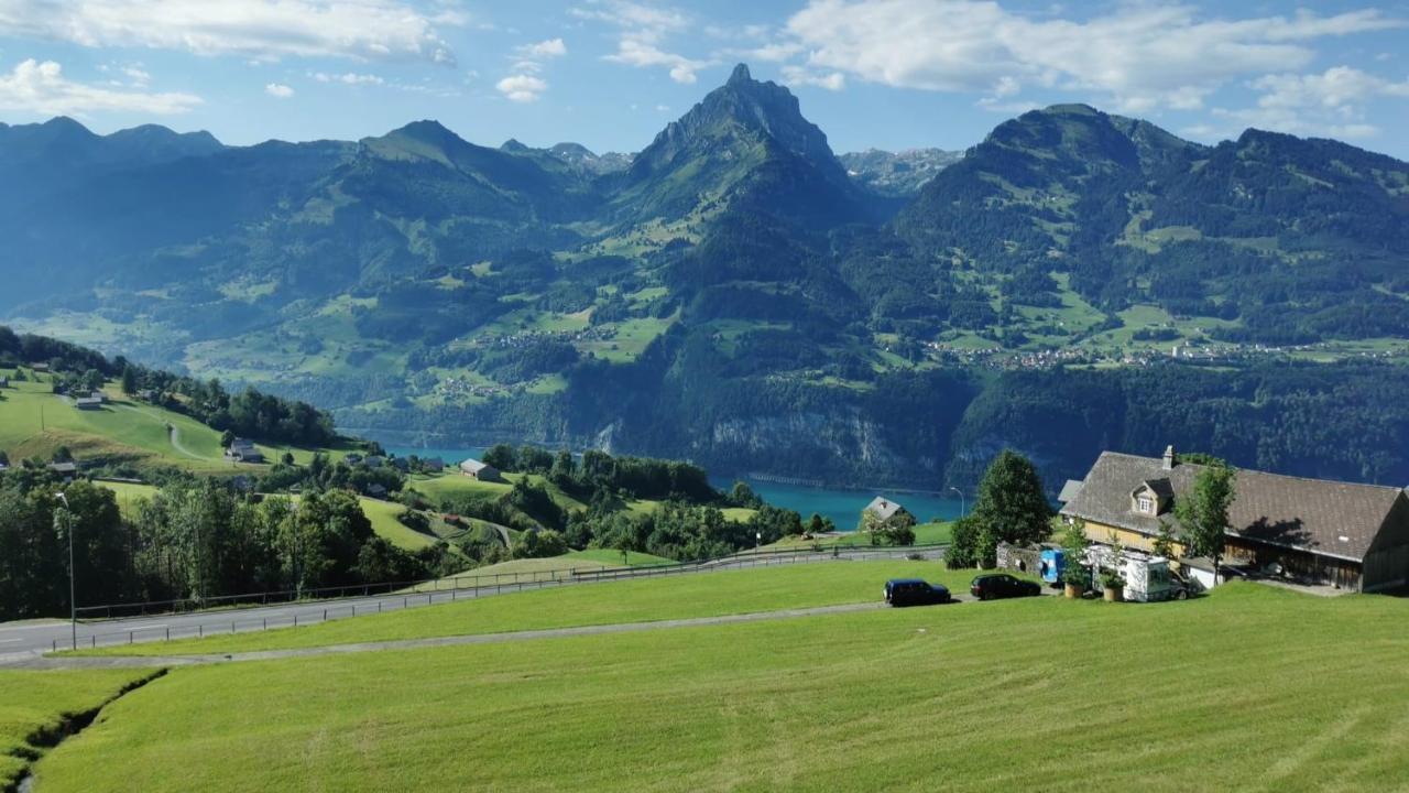 Traumhafte Sonnenresidenz Mit Berg- Und Seeblick Amden Eksteriør billede